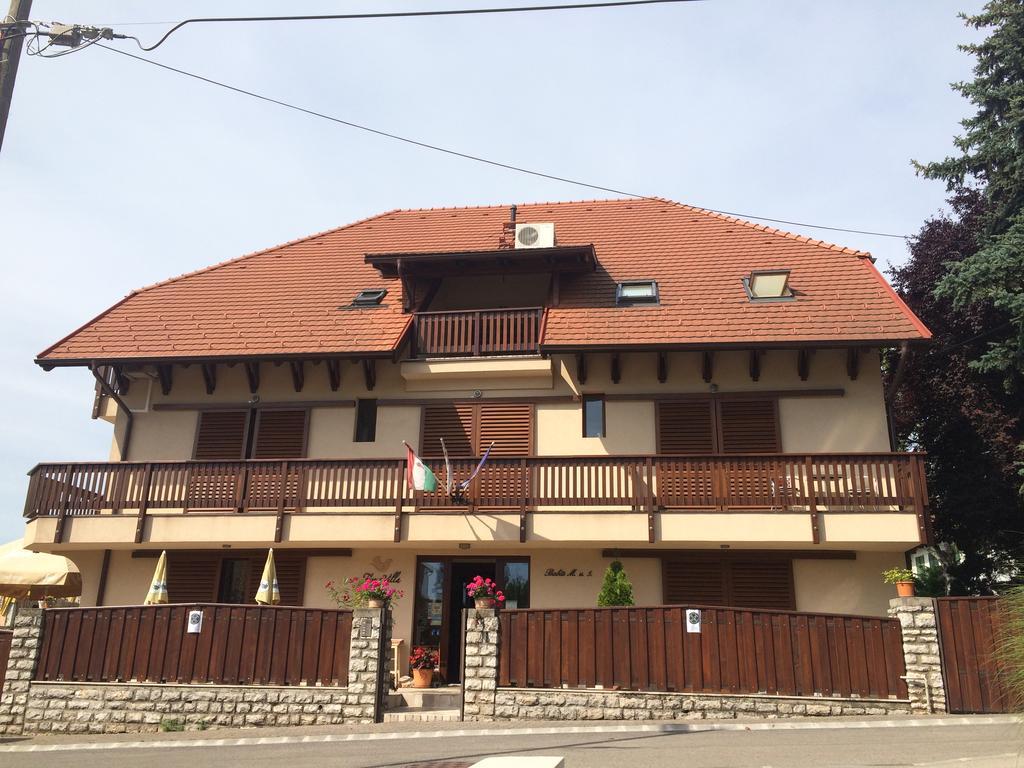 Fuerjes Villa Panzio Balatonfured Ngoại thất bức ảnh